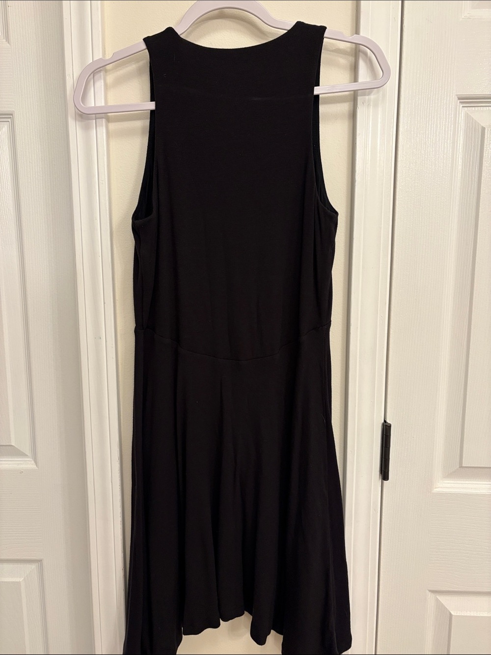 Athleta Black Sleeveless Knee Length A-Line Dress - Picture 3 of 3